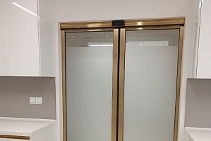 کلینیک دندانپزشکی - بلوار آفریقا
